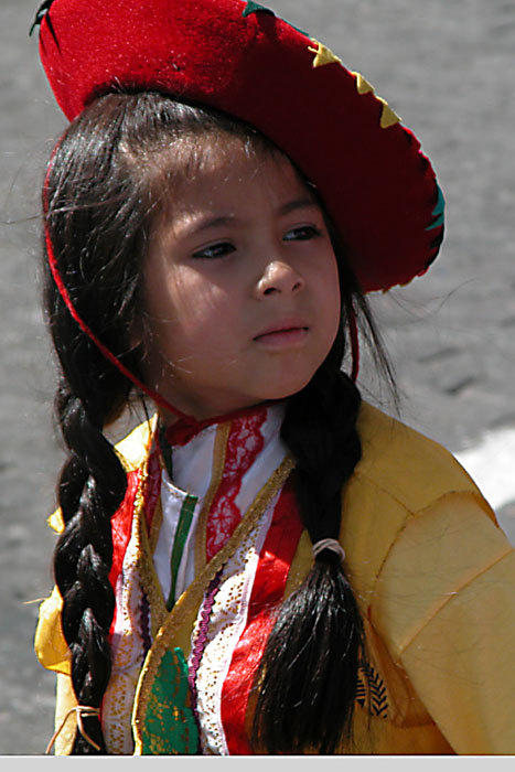 School girl, Plaza de Armas