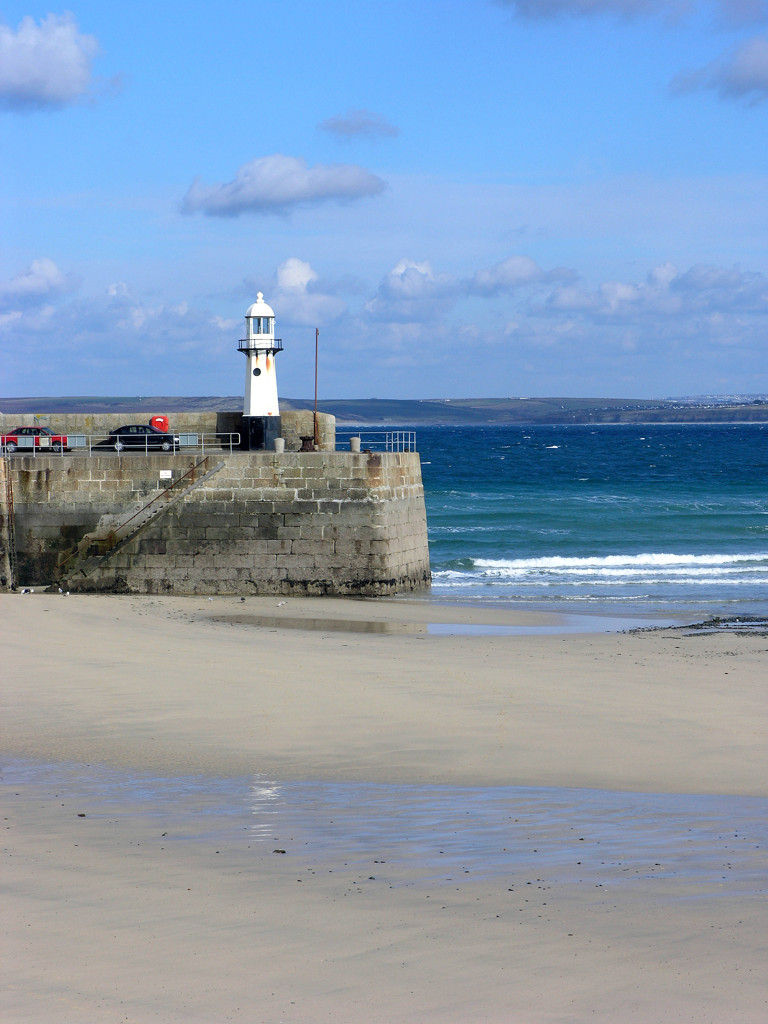 St. Ives Lighthouse