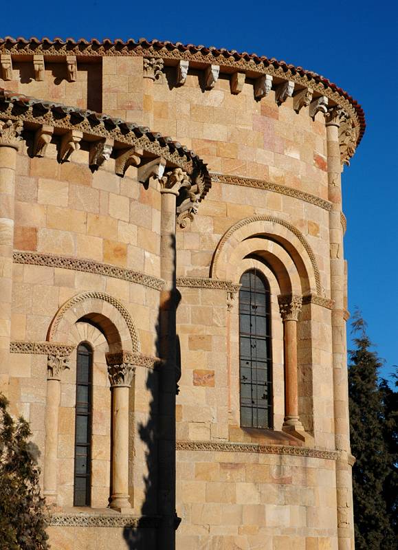 Romanesque apse - San Vicente