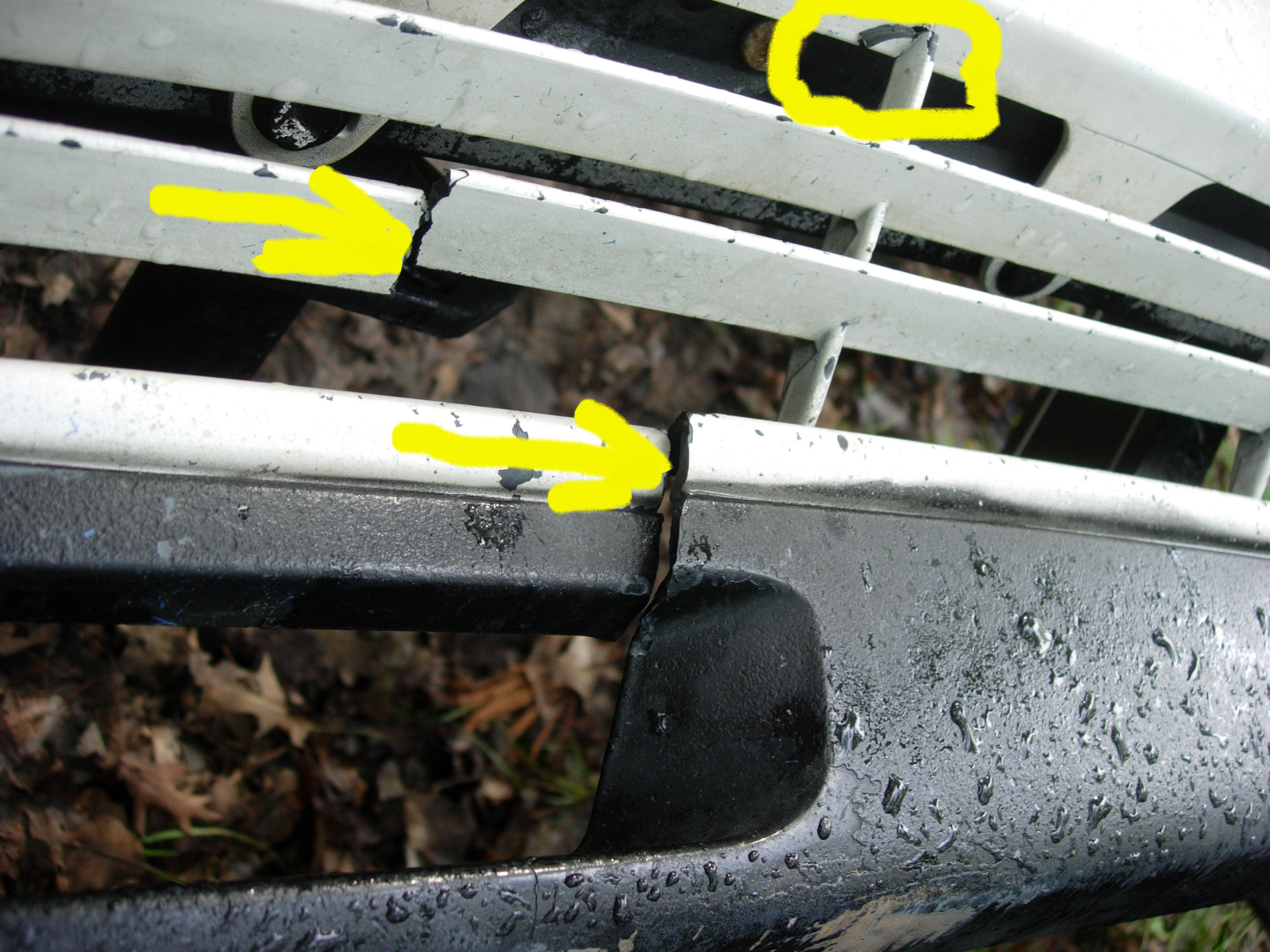 V8 bumper cover plastic broken.jpg