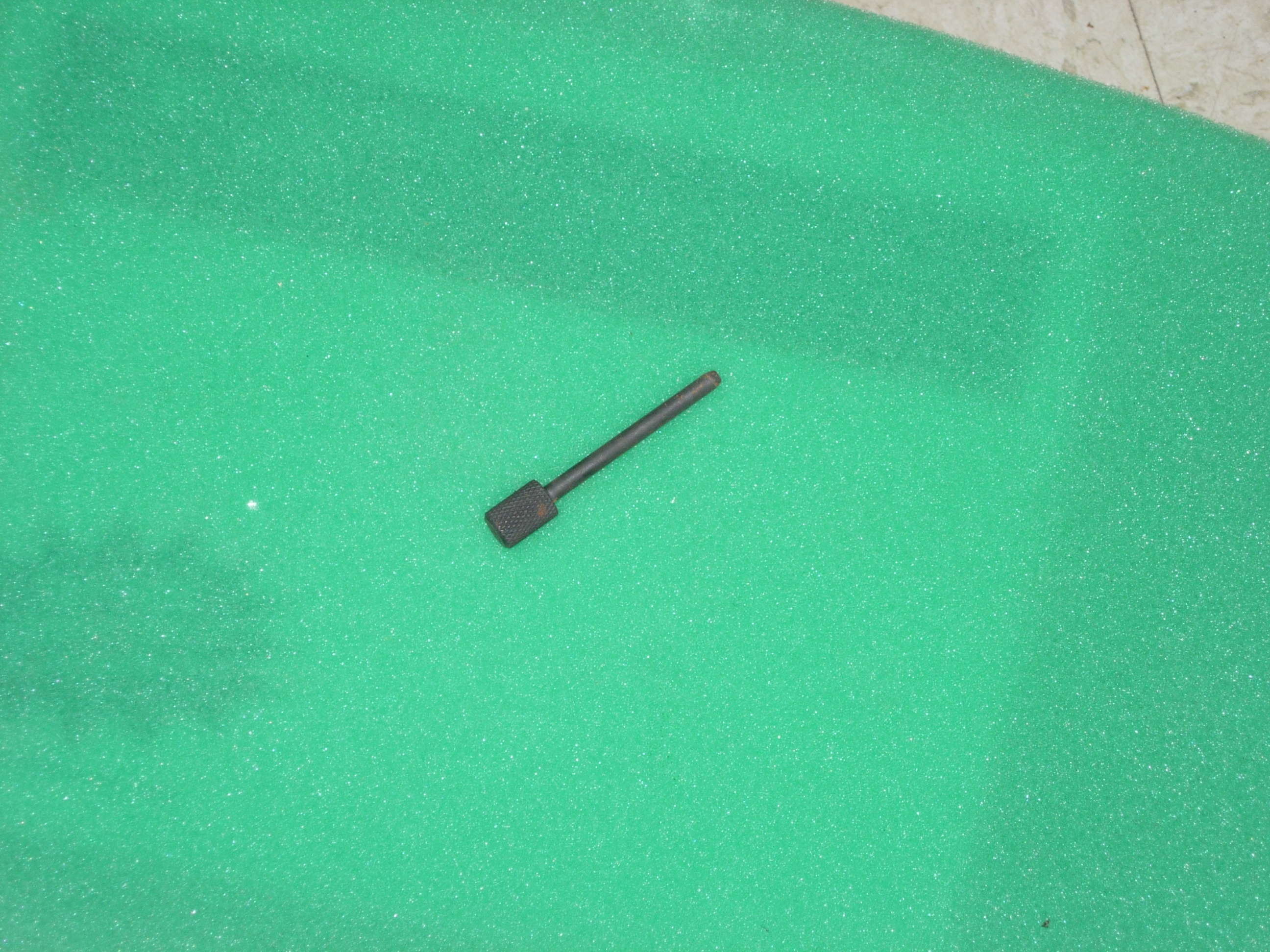 3204 ribbed and timing belt tensioner holder.JPG