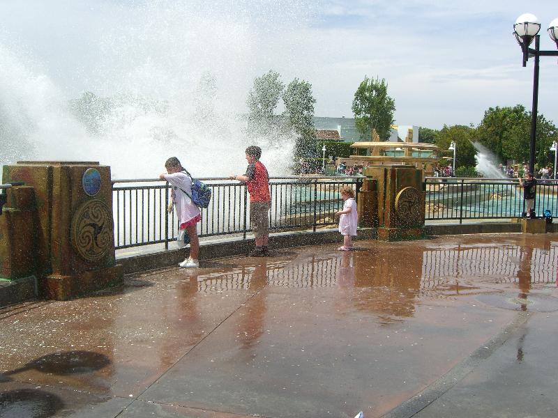 seaworld_splash.jpg