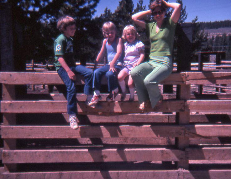 70sColorado_KidsMom.jpg