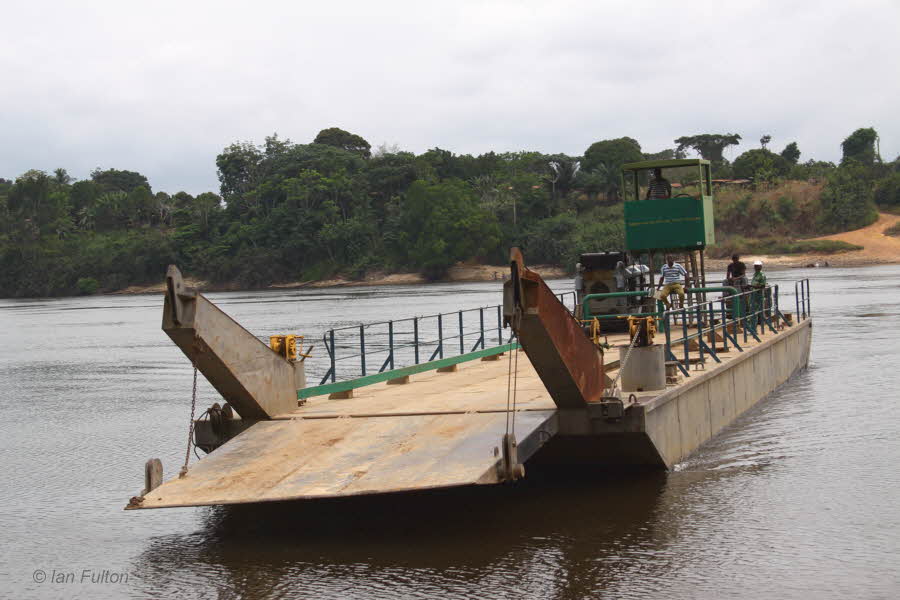 The ferry, Ogou River, Gabon