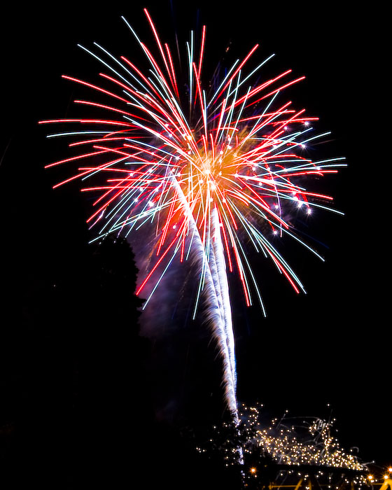 July 4 09 Portland Fireworks-47.jpg