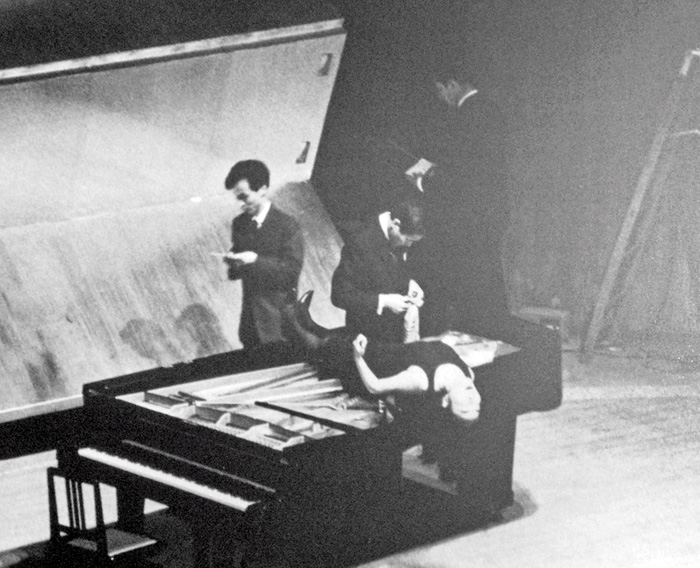 YOKO & JOHN CAGE Performance  in Japan 1962.