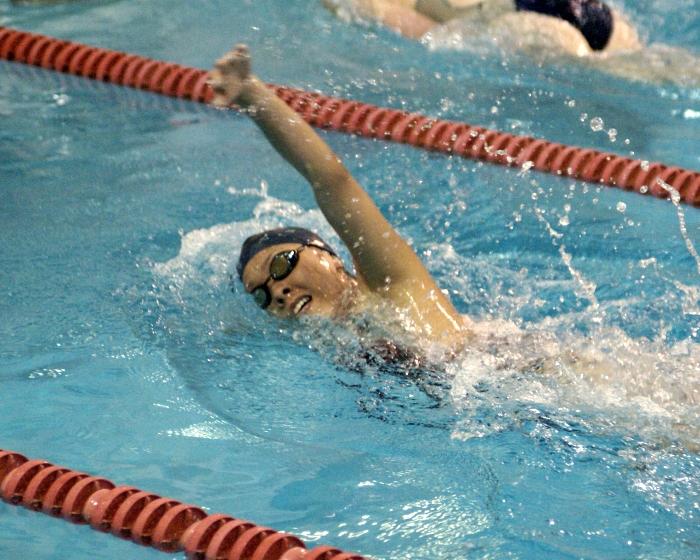 QSwimming 03867.JPG
