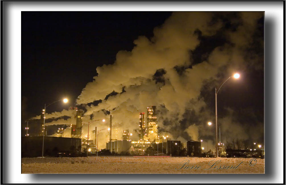 _MG_3449aa jpg  -  RAFFINERIE  LVIS  -  PETROLEUM INDUSTRY  AT LEVIS CITY  SOUTH OF QUEBEC CITY