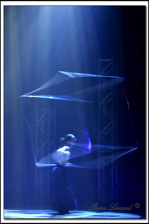 _MG_4056a   -  JEFF FABER - MANIPULATION DE CUBE  / CUBE ROTATION
