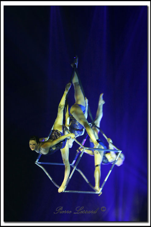 _MG_4148a   -  JULIE LAVERGNE, GENEVIVE BRUB et MARIE-PIER MAURICE - TRIO CUBE ARIEN  /  TRIO AERIAL CUBE