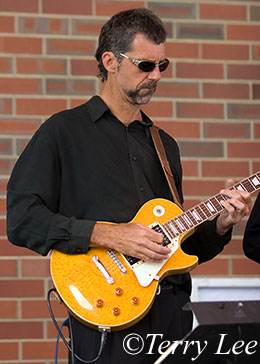 W 5896.jpg