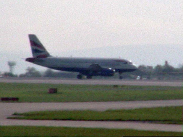 British Airways (G-EUPY) Airbus A319 @ Manchester