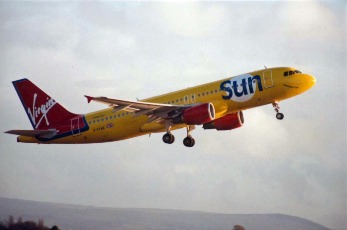Virgin Sun (G-VTAN) Airbus A320 @ Manchester