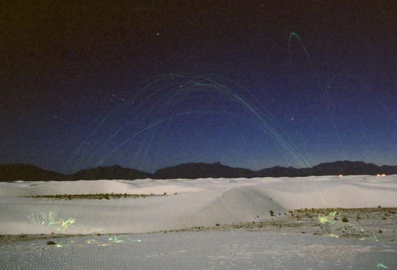 Dianes pic 17: Tossers with glowsticks 2