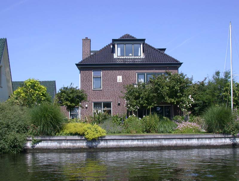 Langs de Leede