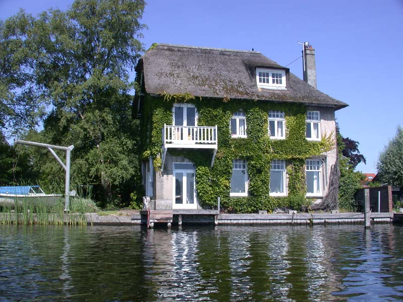 Langs de Leede