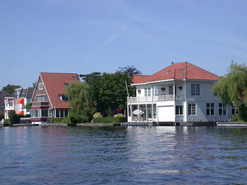 Langs de Leede
