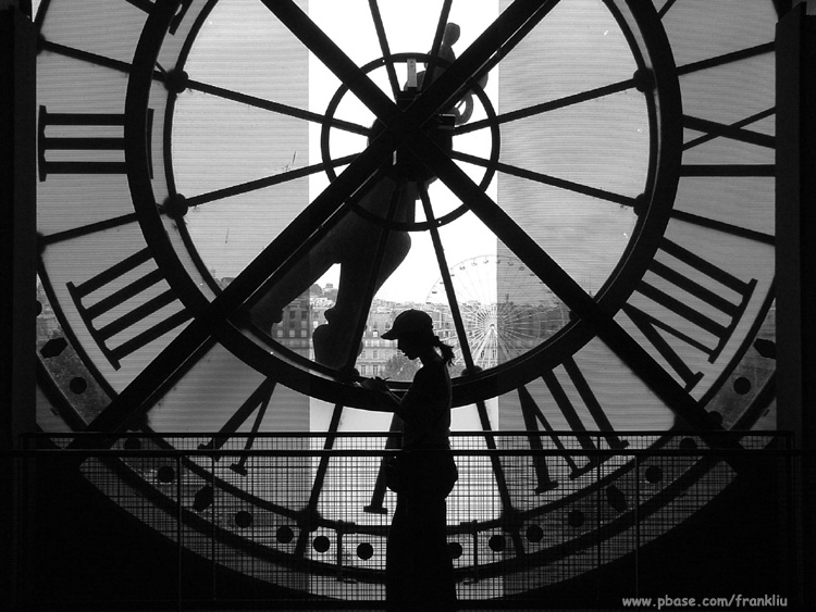 17:20, Orsay, Paris