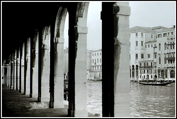 Venice,  Campo della Pescaria - Rialto