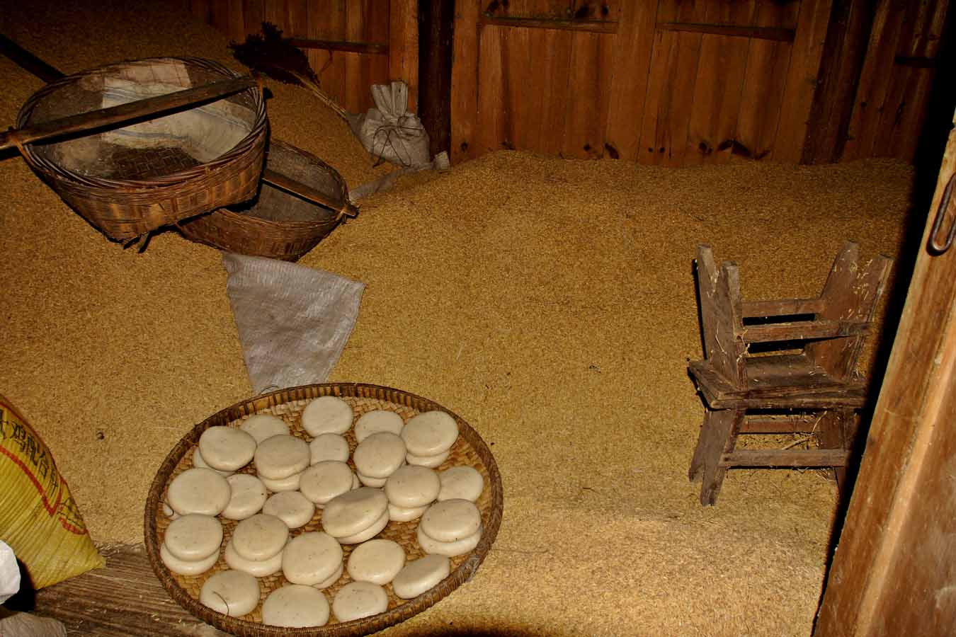 Naox Niex: glutinous rice cakes (sticky rice), traditionally made and eaten during the new year_019.jpg