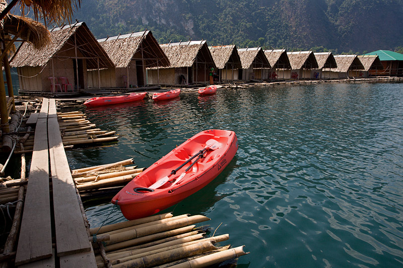 Chieow Laan Lake: Floating Rafthouses