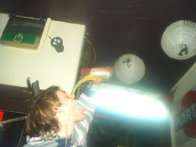 28S3010112.jpg