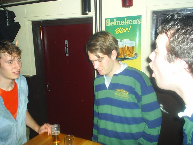 52S3010136.jpg