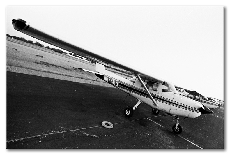 Davis Airport (KEDU)