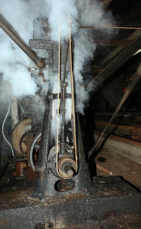 Swing saw engine --------- IMG_0837a.jpg