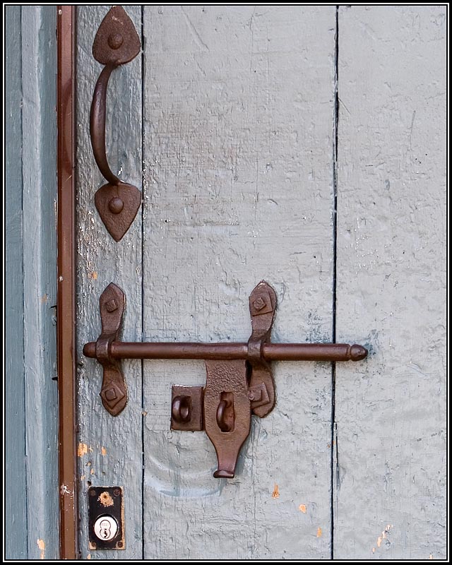 Fort York - latch