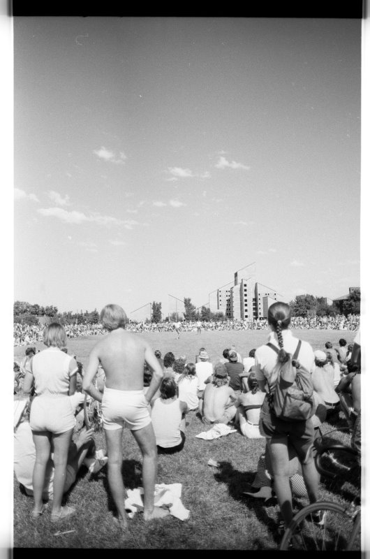 frisbee_contests