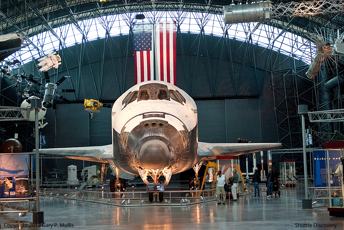 Space Shuttle Discovery.tif
