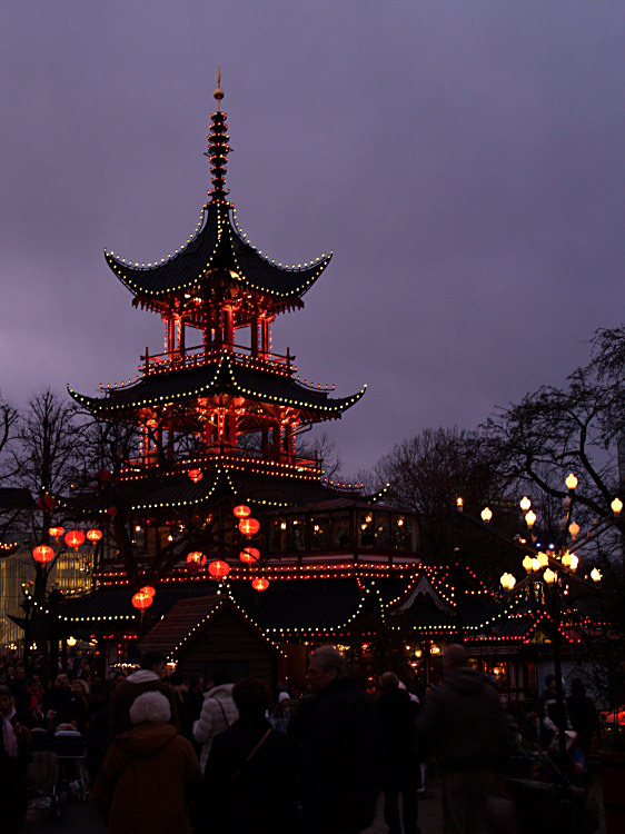 Tivoli - Chinese tower