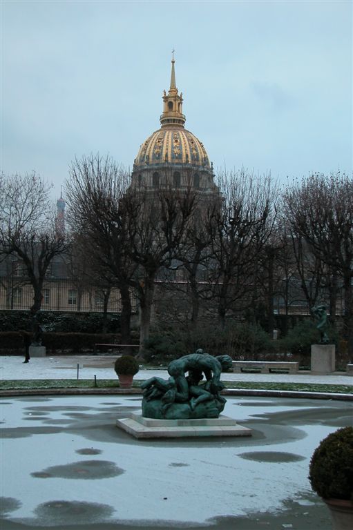 Paris Dec_2005 079.jpg - Ugolino and his children