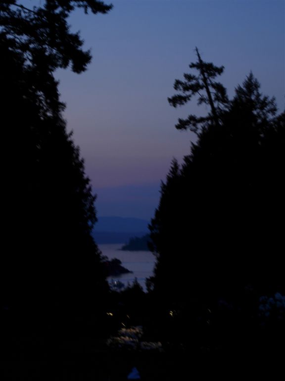 Butchart Gardens-sunset1-DSCN1225 (4).jpg