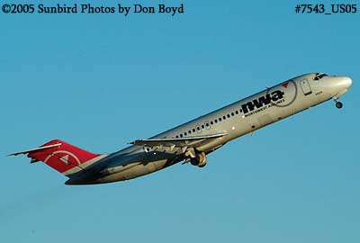 Northwest Airlines DC9-31 N8923E (ex Eastern) aviation airline stock photo #7543