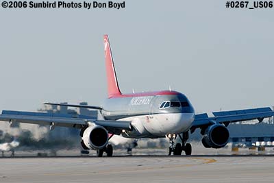 Northwest Airlines A319-114 N356NB airline aviation stock photo #0267
