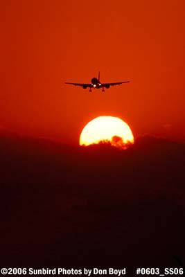 Delta Airlines B757-212 N750AT (ex Singapore 9V-SGL and ex American Trans Air) airline sunset aviation stock photo #0603P