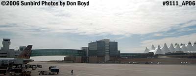 April 2006 - Concourse A, bridge, Jeppeson Terminal at Denver International Airport