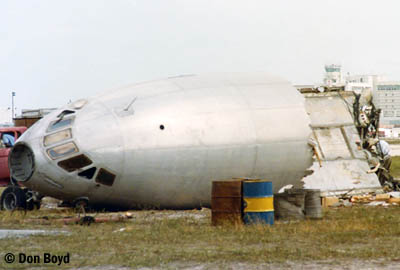 Late 70's - AREA Ecuador De Havilland Comet 4 HC-ALT being chopped stock photo
