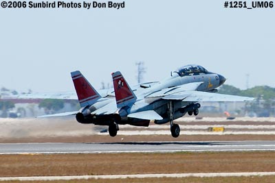 USN Grumman F-14D-170-GR Tomcat #164603 takeoff military aviation air show stock photo #1251