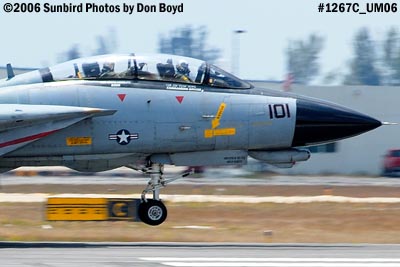 USN Grumman F-14D-170-GR Tomcat #164603 landing military aviation air show stock photo #1267C