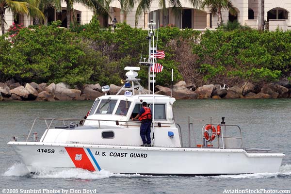 2008 - USCG 41-footer CG-41459 escorting the USCGC BERTHOLF out Government Cut stock photo #1955