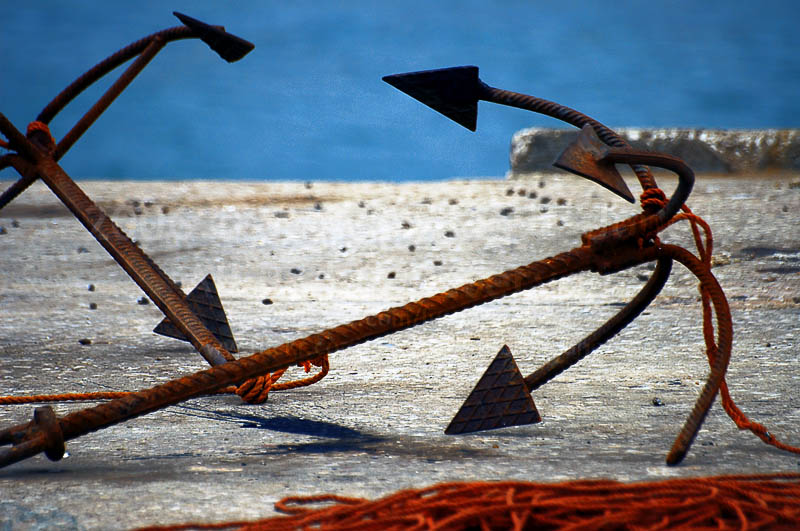745. Anchors