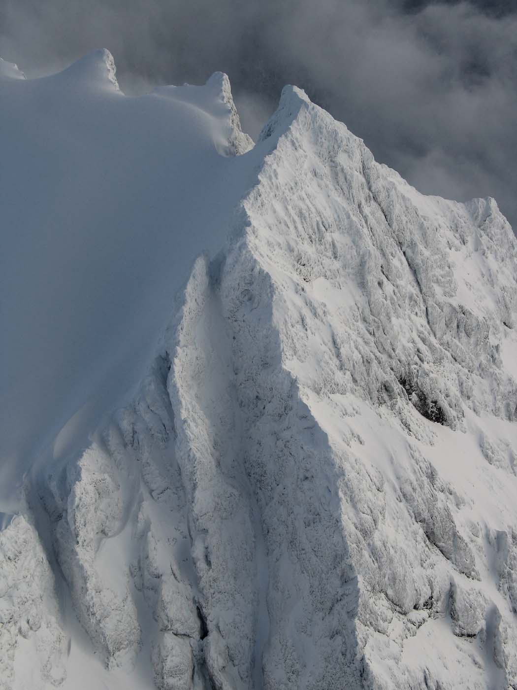 Whitehorse Upper SW Face <br>(Whitehorse012206-18adj.jpg)