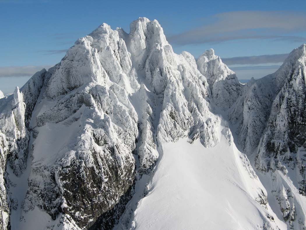 Redoubt, Upper SE Face (Redoubt020606-11adj.jpg)