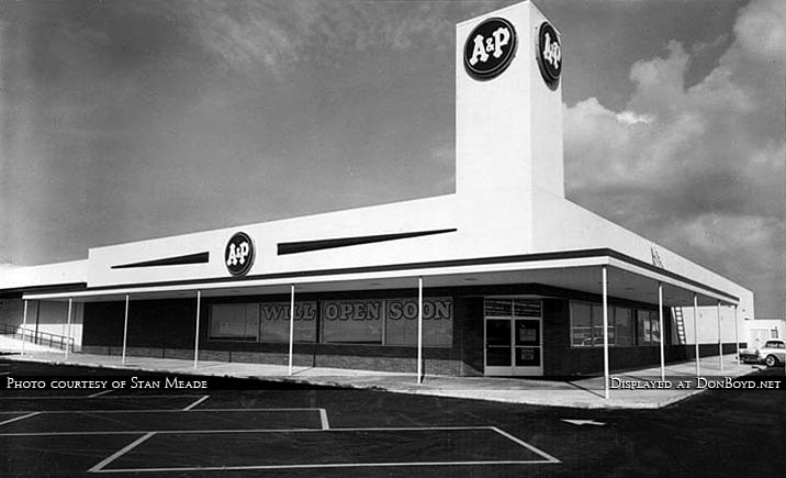 1950s - a new about to open A&P Supermarket next to their warehouse just east of Hialeah at 3333 NW 62nd Street, Miami