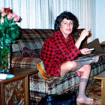 1986 - Elizabeth Liz Jones Kettleman on a lazy afternoon in Tallapoosa, GA