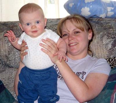 2005 - Kyler Kramer and his mom Karen on her 29th birthday