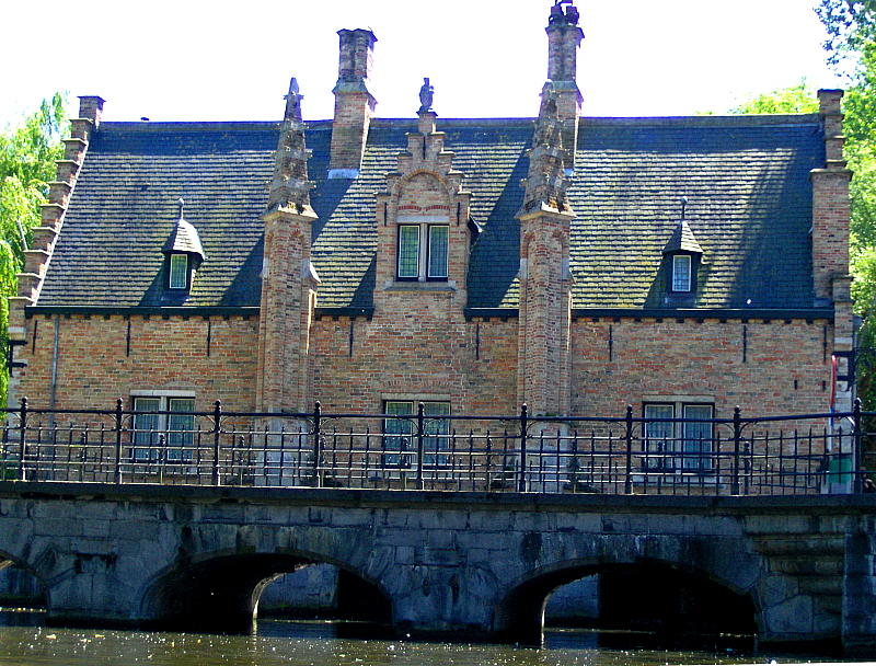 OLD LOCK-KEEPERS HOUSE